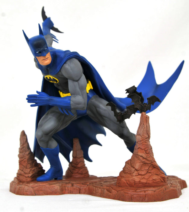 Batman - Batman Neal Adams Gallery Statue Exclusive